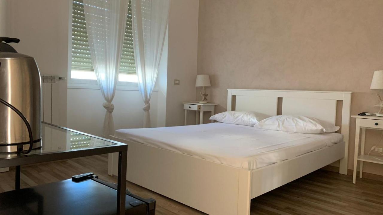 Villa Giuseppina Terracina Ngoại thất bức ảnh